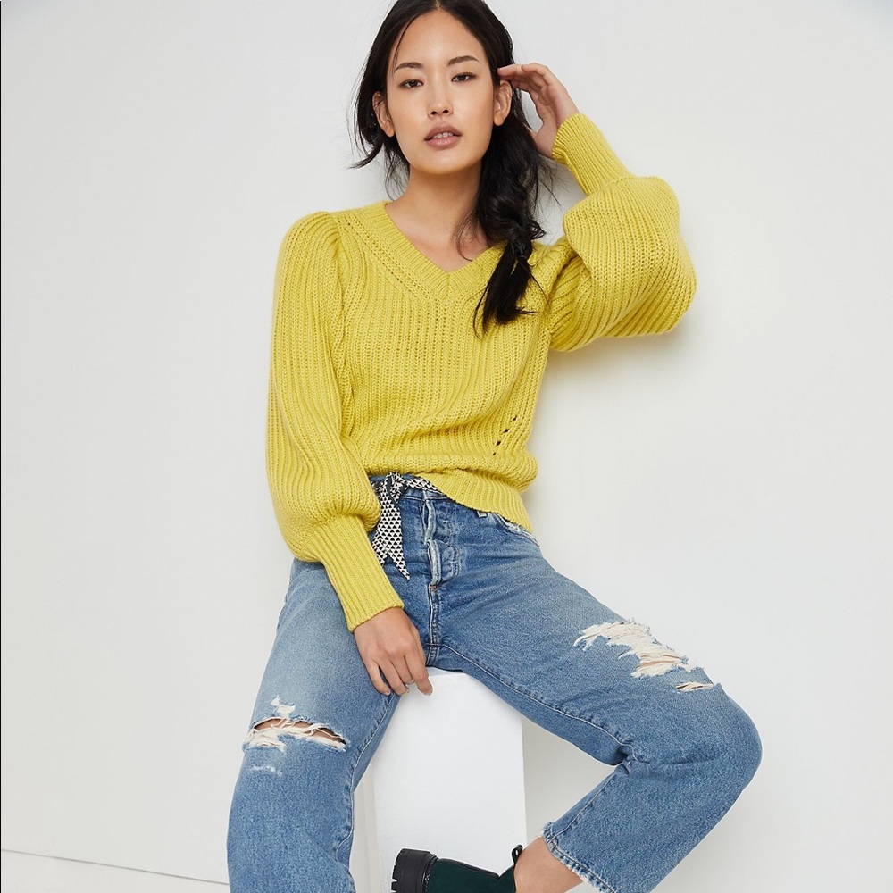 NWT Anthropologie Cass puff sleeve sweater yellow